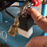 Van xì áp liên tục là dấu hiệu cảnh báo áp suất cài đặt bị lệch hoặc lò xo