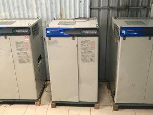Máy nén khí cũ Hitachi 7.5kW không dầu