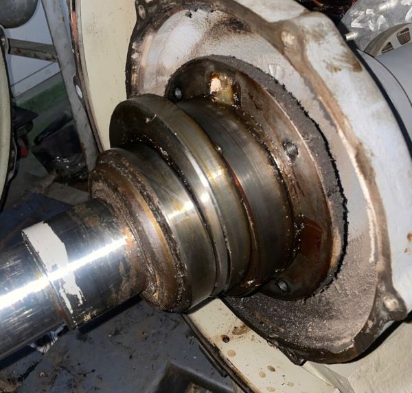 Các nguyên nhân khiến máy nén khí piston bị nóng