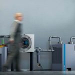 Máy nén khí hỗ trợ vệ sinh dây chuyền sản xuất
