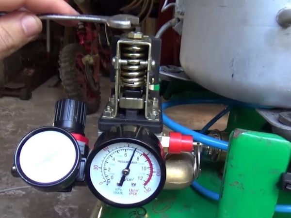 Thay thế cảm biến hoặc linh kiện máy nén khí bị hỏng