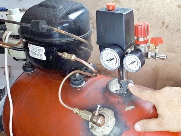 Nguyên nhân rơ le máy nén khí bị xì hơi và cách khắc phục